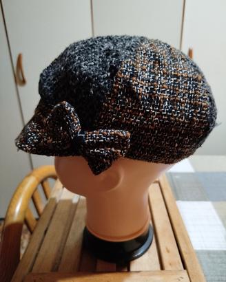 Cappellino donna nuovo bicolore 