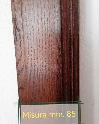 cornice di legno di castagno 