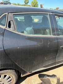 SPORTELLO POSTERIORE DESTRO RENAULT CLIO IV (2014)