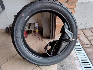 gomme moto