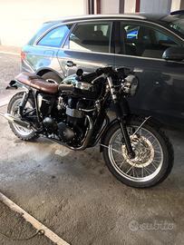 Triumph bonneville t100