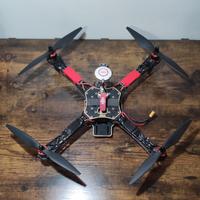 Drone DJI F450 con NAZA-M originale e GPS 