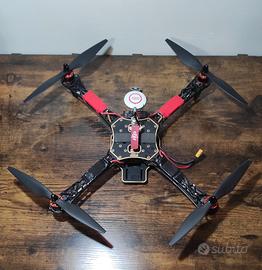 Drone DJI F450 con NAZA-M originale e GPS 