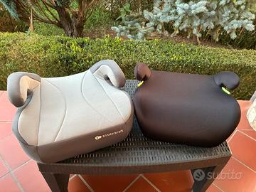 N. 2 Seggiolino auto. Uno con isofix