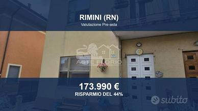 Immobile in asta di 201 m² con più di 5 locali e b