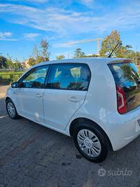 Volkswagen Up 1..0