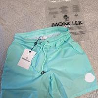 pantaloncini moncler ancora nuovi con etichetta