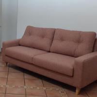 Divano tre posti