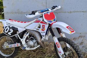 YAMAHA YZ 125