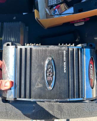 Amplificatore Auto Boss Audio SE 250