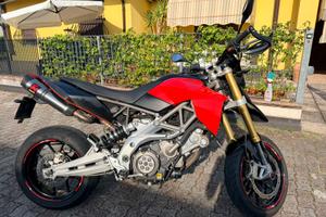 Aprilia Dorsoduro 750