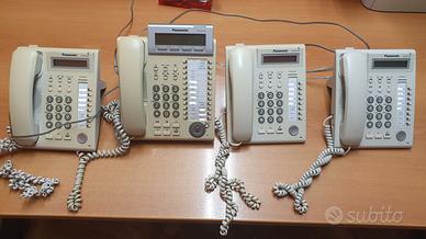 Centralino Panasonic KX-NCP500XNE +5 telefoni