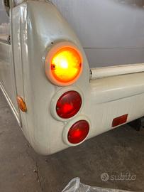 Cornice in gomma fanali 95 mm Camper o altro