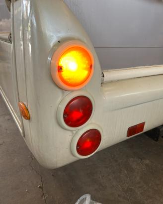 Cornice in gomma fanali 95 mm Camper o altro