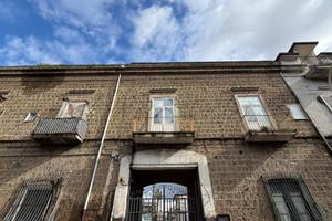 2 LOCALI A FRATTAMAGGIORE