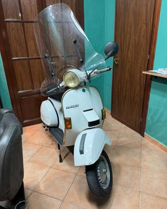 Vespa PX200E Arcobaleno