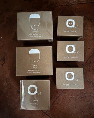 Smart Home NOOIE-10 Prese Smart  & 4 Lampadine RGB