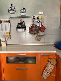 CUCINA COMPONIBILE LACCATA LUCIDA EUROMOBILI