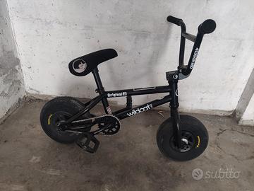 mini BMX freestyle