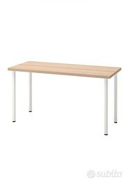Scrivania Ikea nuovo, effetto ricere con mordente.
