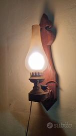 Lampada da parete tipo lanterna a petrolio 