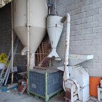 mulino  per cereali con miscelatore 