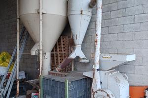 mulino  per cereali con miscelatore 