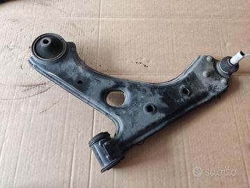 Braccio oscill ant. sx OPEL CORSA E 1398cc B 2018