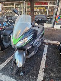 Kawasaki J300 - 2017