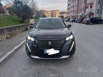 PEUGEUT  2008