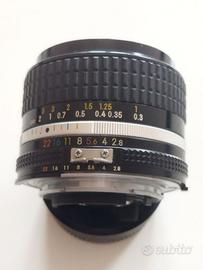 Obiettivo Nikon NIKKOR 24mm f/2.8 AIS