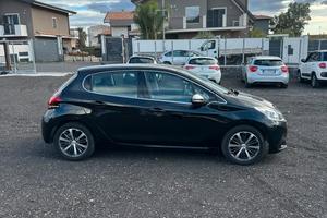Peugeot 208 BlueHDi 75 5 porte Allure