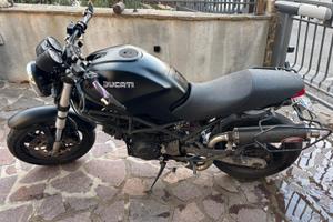 Ducati Monster 600 - 1998