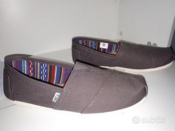 Scarpe TOMS nuove mai usate (2 paia) n° 44,5