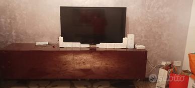 Madia / mobile moderno – colore bordeaux lucido