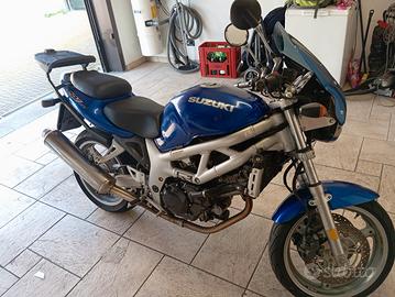 Moto Suzuki sv650