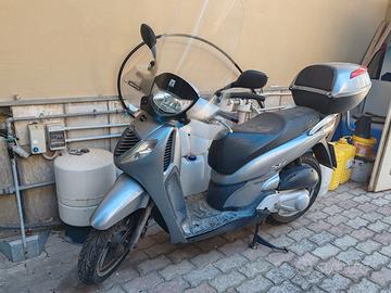 Honda SH 150 i anno 2008