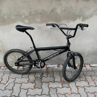 Bmx nera