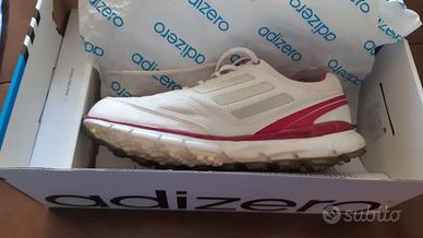 scarpe da golf e guanto da golf