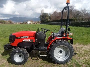 Trattore VST 927 -NUOVO