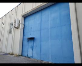 Zona industriale capannone D/8 con soppalco