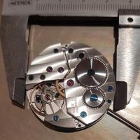 movimento per orologio meccanico ETA 6497-1