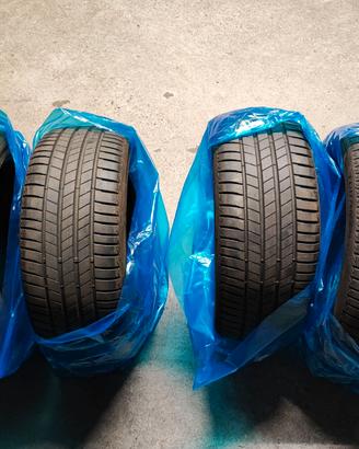 Pneumatici Bridgestone Turanza T005 245/40 R19