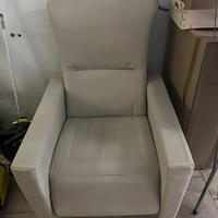 POLTRONA RECLINABILE