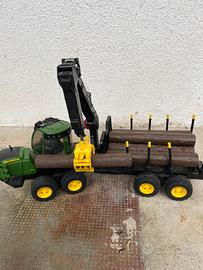 Bruder carro forestale della John Deere