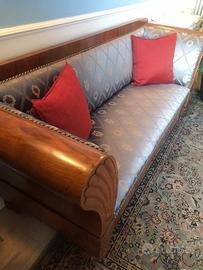 Divano ristrutturato