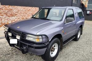 OPEL Frontera 2.0i Sport