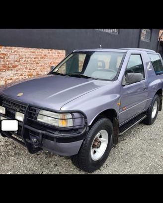 OPEL Frontera 2.0i Sport