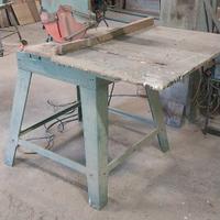 Sega circolare per legno braccio radiale DeWalt