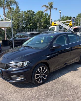 Fiat Tipo 1.6 Mjt 4 porte Lounge